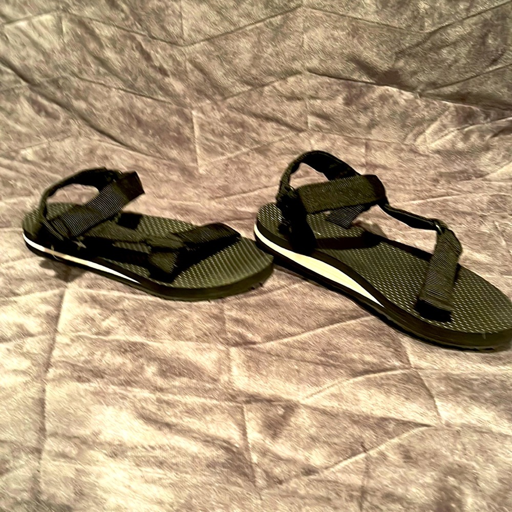 Black sandals